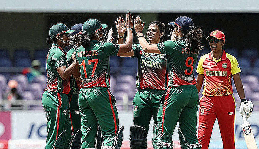 চার দিনের ছায়া সিরিজ: নিউজিল্যান্ডে ভারত এ-র টেস্ট ক্রমাঙ্কন ও পন্তের ঝুঁকি চার দিনের ছায়া সিরিজ: নিউজিল্যান্ডে ভারত এ-র টেস্ট ক্রমাঙ্কন ও পন্তের ঝুঁকি