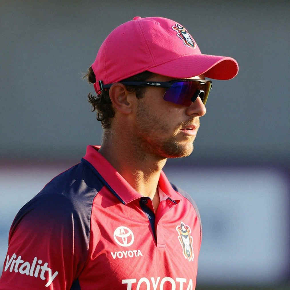 খোলা দরজা, তালাবন্ধ বাস্তবতা: বাবর-রিজওয়ান ফেরার প্রশ্নে ফরহানের কূটনীতি